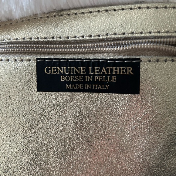 Gold Metallic Women's Bag - Picture 6 of 7